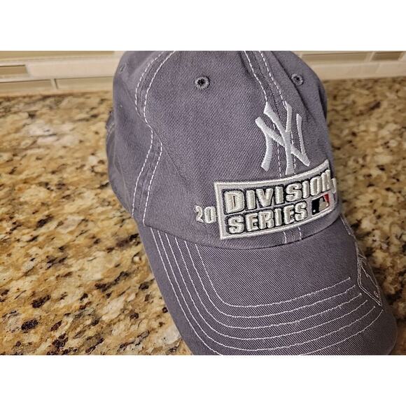 New York Yankees hat cap Baseball MLB 2006 Division Series Champions NY - Picture 2 of 9